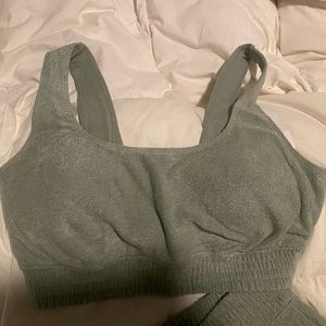 Gilly Hicks Lounge Set